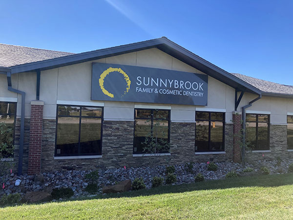 Sunnybrook Dental Office Cosmetic Dentist